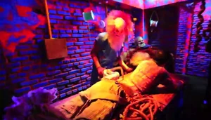 Snip20170510 3.png (553 KB) Sweet Licks cutting a live man in half with his chainsaw.