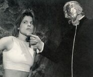 Paracelsus and Catherine - Publicity-Still of Tony Jay and Linda Hamilton