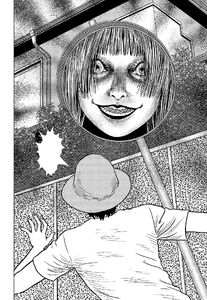 Beniko encountering Wataru in the curved mirror.
