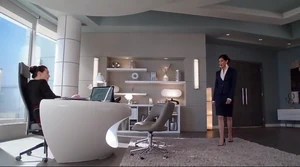 Rhea meeting Lena Luthor.
