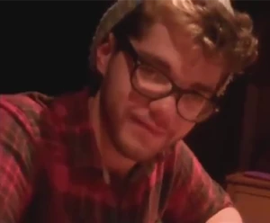 The Carver speaking with Ellpagg.