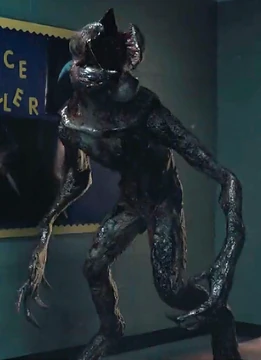 ネットフリックス Stranger Things ホラー Demogorgon ネットフリックス Stranger Things ホラー Demogorgon Bandai