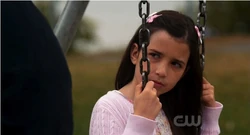 Annie04.jpg (27 KB) I could use your help!