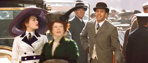 Board 059.jpg (227 KB) Ruth about to board the Titanic with Cal, Lovejoy and Rose.