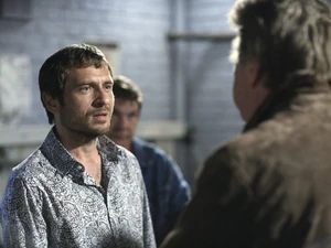 Eastenders-2007-terry-bates-confronting-jase-dyer-in-the-queen-vic.jpg (144 KB) Terry Bates confronting his former protégé Jase Dyer.