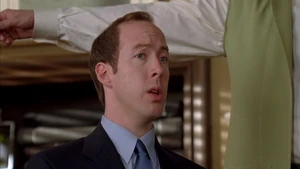 Garfield-movie-screencaps.com-4288.jpg (133 KB) Wendell sees there's a lost dog paper outside.