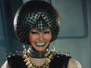 Hedrian smiling upon Amazon Killer's arrival.