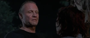 Serone being scolded by one of the crew members for letting their boyfriend die.