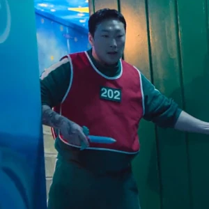 Screenshot 20250630 063044 Loklok.jpg (106 KB) Player 202 finding Hyun-ju and her friends.