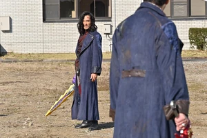 Hayato facing Daichi.