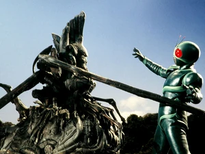 Fog Mother 5.jpg (202 KB) Fog Mother battling Kamen Rider J.