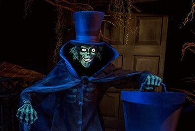 The Headless Hatbox Ghost by Mark Andrew Thomas