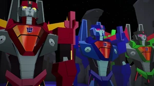 Thundercracker keeps his back straight