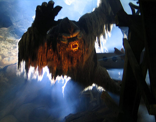 Yeti (Expedition Everest) | Villains Wiki | Fandom