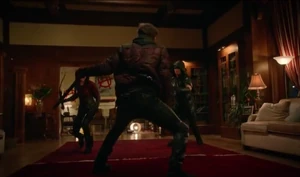 Machin fights Oliver and Thea.