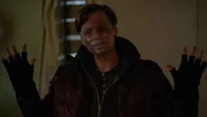 MachinMask.png (432 KB) Machin surrenders himself.