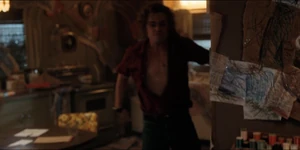 Billy using aggressive tactics in his fight against Steve.