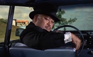 OddjobShootsSolo.png (768 KB) Oddjob killing Mr. Solo.