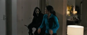 Quinn preparing to stab Gale.