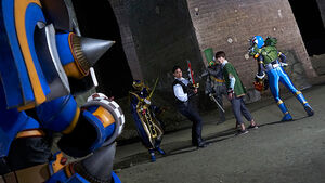 Gunjoji approaching the Ryusoulgers.