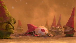 Gnomeo-juliet-disneyscreencaps com-6156.jpg (249 KB) Tybalt after getting smashed.