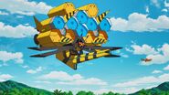 CannonBee facing Birdramon