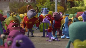 Randall about to show his ability to Roar Omega Roar.