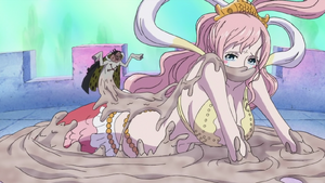 Caribou attempting to abduct Shirahoshi.