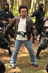 Kagen 3.jpg (230 KB) Kagen with his Ziku Driver equipped.