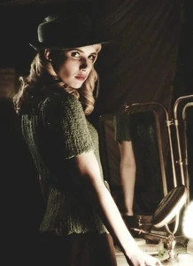 Maggieimagelarge.jpg (38 KB)