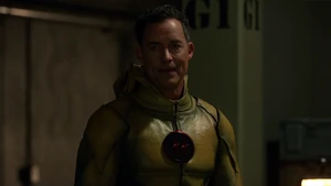 Thawne mocking Prometheus's suicide, claiming that the latter was always soft.