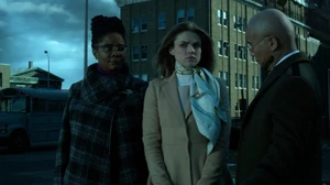 Gthm217 2114.jpg (164 KB) Peabody and Strange are freeing Barbara Kean from Arkham.