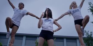 Mia-smoking.jpg (141 KB)