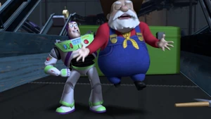 Toy-story2-disneyscreencaps.com-9021.jpg (137 KB) Stinky Pete apprehended by Buzz.