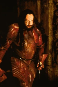 Vlad before.jpg (64 KB) Dracula in his 15th century knight armor as seen in the movie.