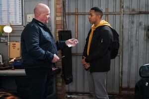 Phil Mitchell vs Keegan Baker.
