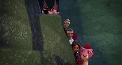 EoA S2 E11 0339.jpg (77 KB)