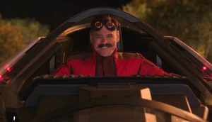 Dr. Robotnik in his ship facing Sonic