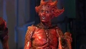 Doctor-Who-2.special-Empress-Racnoss-375x214.jpg