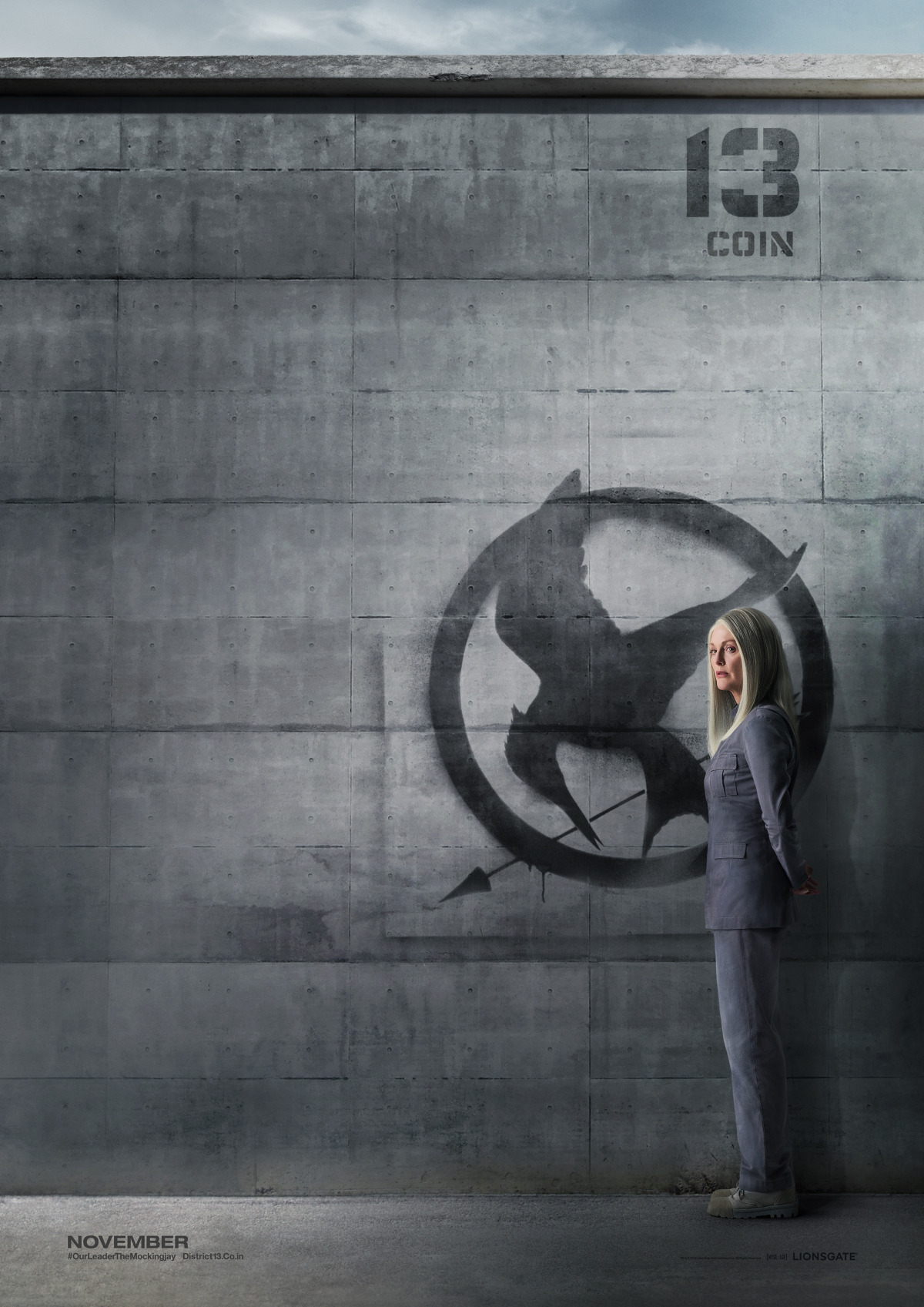 Katniss Everdeen kill President Alma Coin (The Hunger Games Mockingjay Part  2) on Make a GIF