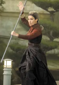 MorganElsbethfull-SWI207.webp (234 KB) Morgan wields a beskar spear.