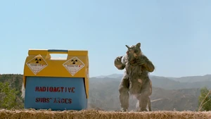 Reaccionando a los deschos radiactivos.