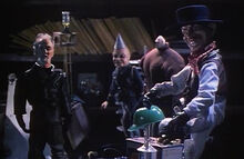 Puppet-master-iv-4-tulon-puppet-tunnler-pinhead-six-shooter-guy-rolfe