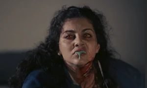 Carmen transformándose en Dèmoni