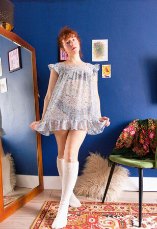 Gown B.jpg (2.52 MB) B