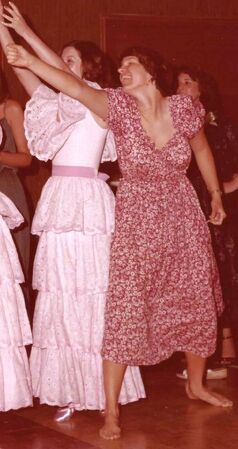 My mother (a much better seamstress than I!) made this dress (and another in blue with a ruffle) from this pattern - in the photo I'm wearing it at a May 1979 wedding where I am making a half-hearted attempt to catch the bouquet! - riofriotex