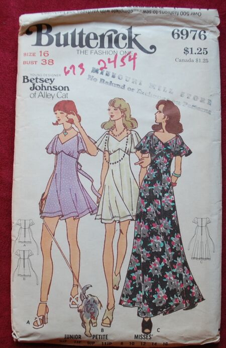 Butterick 6976 B