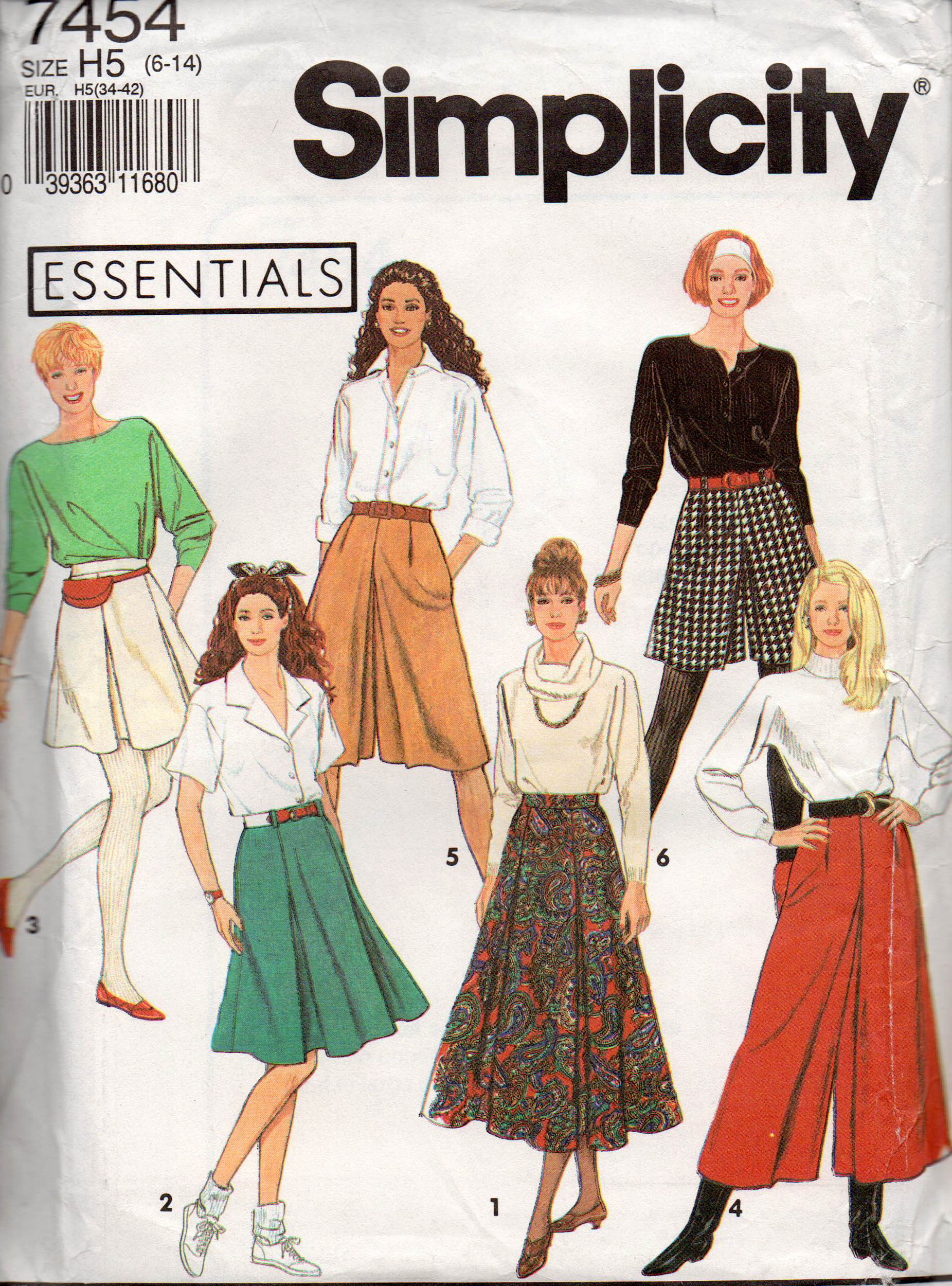 McCall Pattern Women's Pleated Skirt, Sizes 6-14 Sewing Pattern