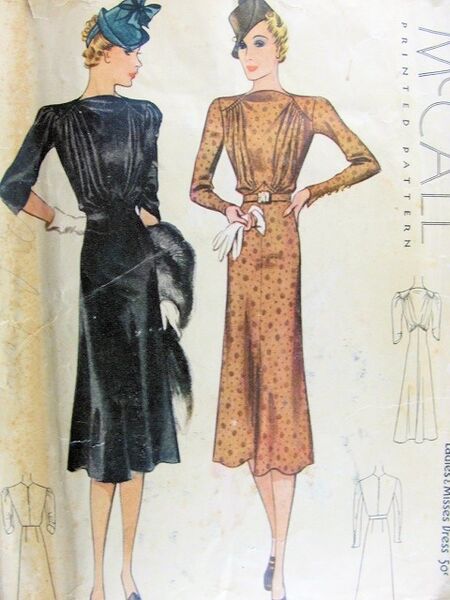 1938 McCall 9946 Ladies and Misses Dress.