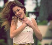 Cual-foto-de-violetta-martina-stoessel-es-mejor-370118